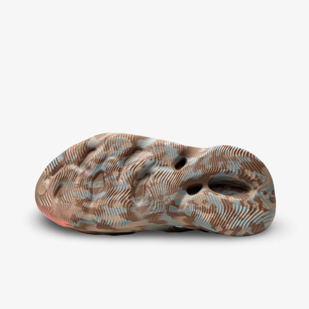 adidas Yeezy Foam Runner 'MX Sand Grey' (2021) [GY3969] Athletic Casual Fashion Clogs Sneakers for Unisex Adult Mens - AVBL MRKT (5)