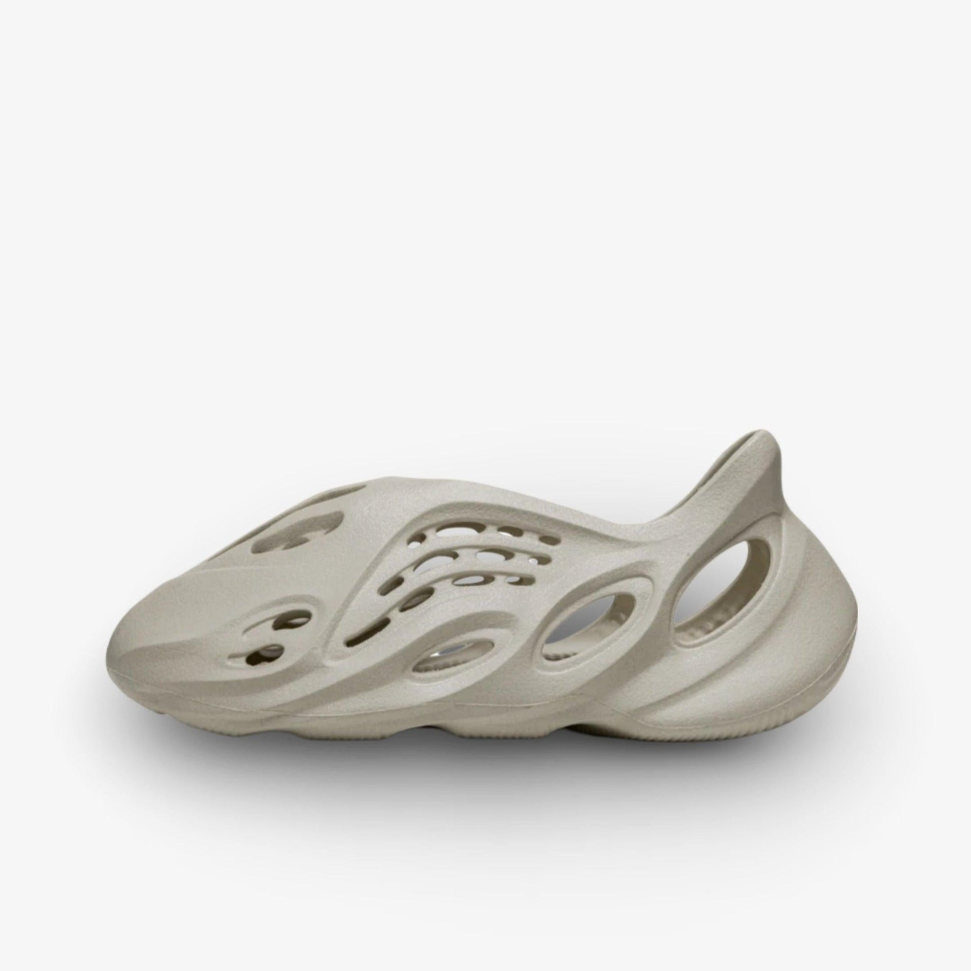 adidas Yeezy Foam Runner 'Sand' (2021) [FY4567] Athletic Casual Fashion Clogs Sneakers for Unisex Adult Mens - AVBL MRKT (2)